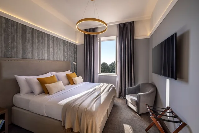 Room for 2 Seaside ST2S, Imperial Heritage Hotel, Valamar Collection 2/5