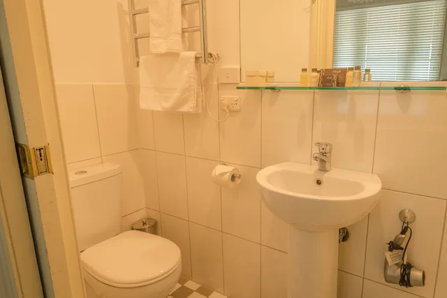 Brown, Queen Bed، Glencoe Country Bed and Breakfast 1/1