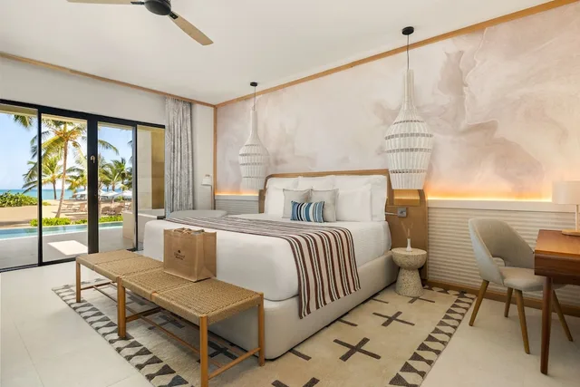 Preferred Club, Swim Out, Master, Suite, King Bed, Ocean Front، Dreams Playa Esmeralda Resort & Spa 2/4