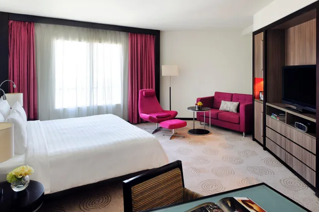 غرفة سوبيريور، Avani Deira Dubai Hotel 1/2