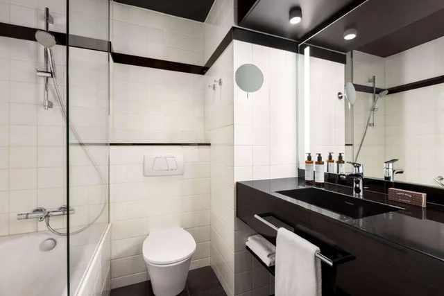 غرفة تنفيذية بسرير كينج، Vienna House by Wyndham Diplomat Prague 7/10