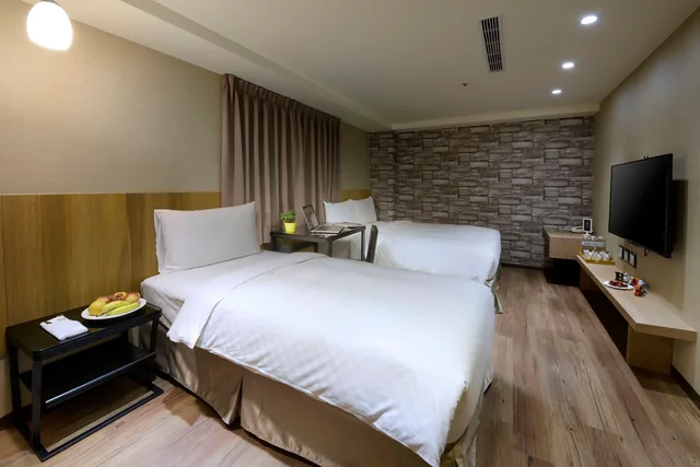 Deluxe, Triple, Le room Hotel Kaifeng Taipei 2/3