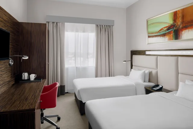 غرفة قياسية، Holiday Inn Express Dubai Internet City 2/3