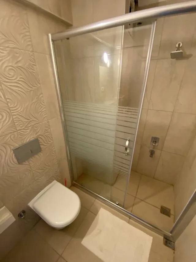 1 Bedroom, Family Suite, 1 Queen and 4 Single Beds, Murphy Bed، Baskent Hotel 10/10
