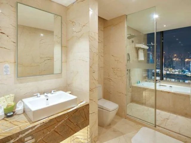 جناح بسرير كينج بإطلالة، Chongqing C-Plaza Hotel 6/6
