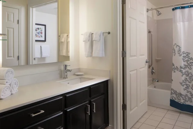 استوديو جونيور بسرير كوين مع أريكة لذوي الإعاقة، Residence Inn Orlando At Seaworld 2/2