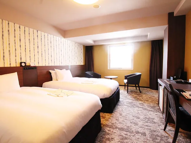 Semi Room, Standard, 2 Semi Double Beds, Smoking, Richmond Hotel Kochi 1/1