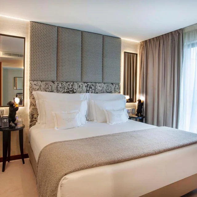 جناح جونيور ديلوكس بسرير كينج، Wine And Books Porto Hotel 1/9