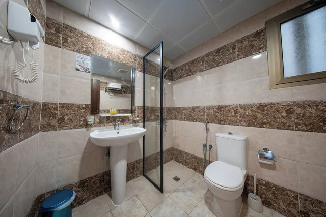 Family Suite, 1 Double and 3 Single Beds، Abraj Almarzam Hotel 7/8