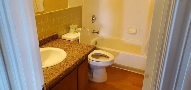 Deluxe, 2 Queen Beds, Travel Inn 4/5