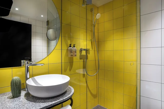 جناح بسرير مزدوج بشرفة مع أريكة، ibis Styles Darmstadt 7/8