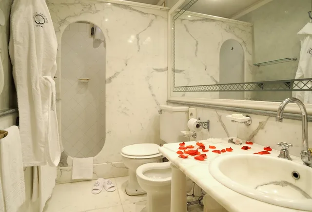 Deluxe, Suite, Queen Bed, Park Hotel Villa Ariston 5/6