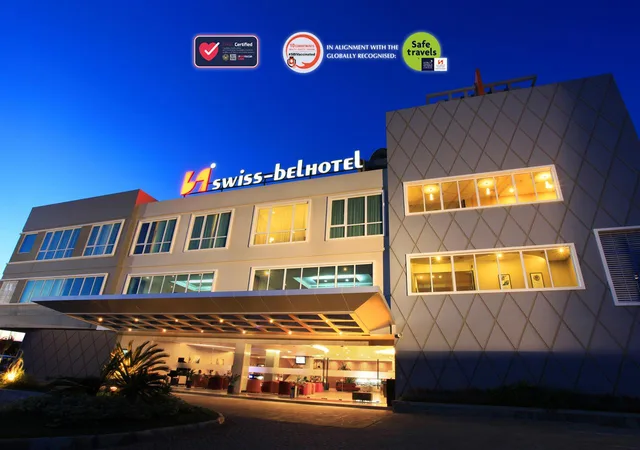 غرفة ديلوكس، Swiss-Belhotel Kendari 1/2