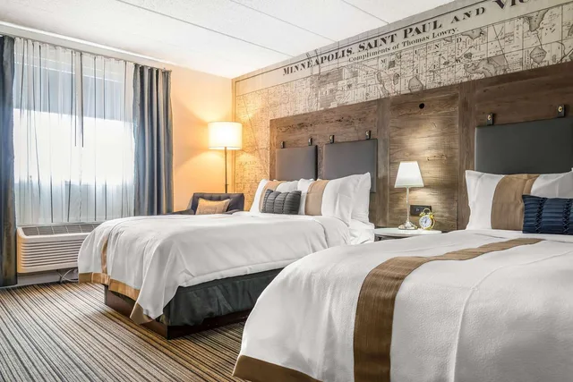 غرفة بسريرين مزدوجين لذوي الإعاقة، ENVISION HOTEL ST. PAUL SOUTH, AN ASCEND HOTEL COLLECTION 1/4