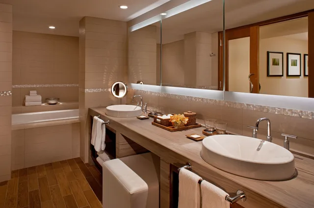 1 Bedroom, Makai, Open Plan, Suite, King Bed, Ocean View, Two Story, Sofa، Hilton Waikoloa Village 6/7