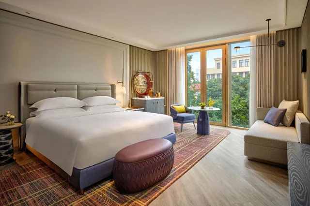 Fairmont Gold, King Bed, Lounge Access, High Floor، Fairmont Hanoi 1/4