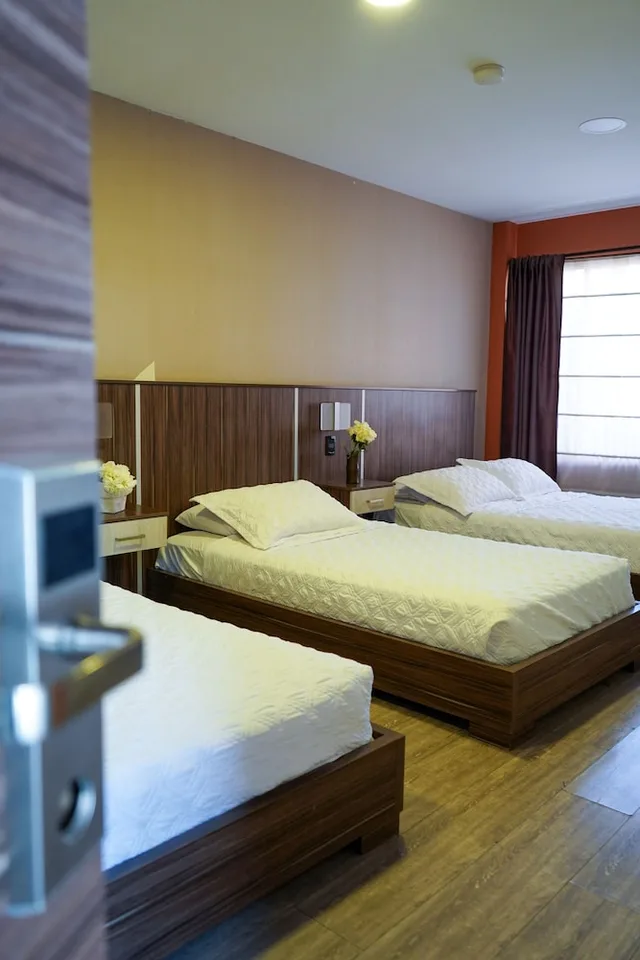 Room, Quadruple, 1 Double and 3 Single Beds، Santiago de Compostella 3/10