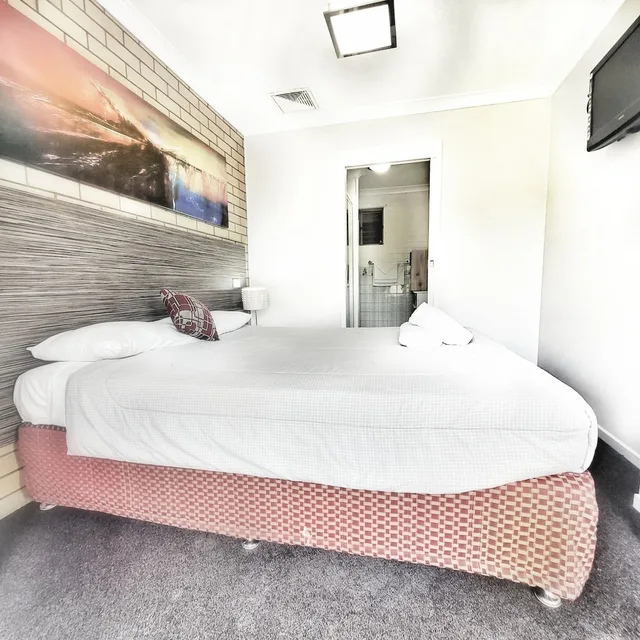 غرفة بسريرين كوين، A Raceview Motor Inn 2/7