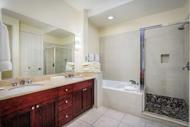 1 Bedroom, Condo, Queen Bed, Golf Course View, Sofa, Fairway Villas Waikoloa by OUTRIGGER 4/5
