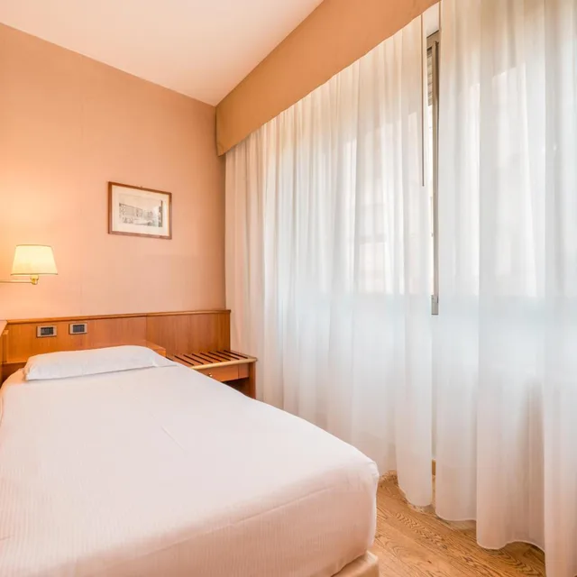 غرفة قياسية مفردة، Best Western Hotel Crystal 4/8