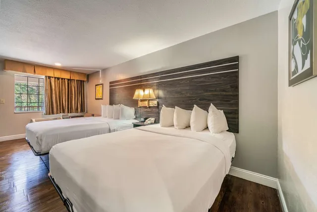 غرفة بسريرين كوين، Best Western Inn Of Jasper 1/5