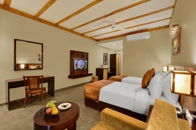 Green، The Fern Sattva Resort Polo Forest 1/1