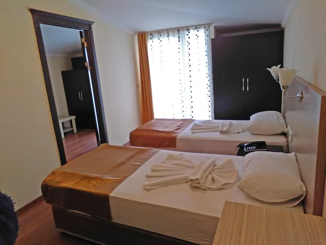 غرفة كلاسيكية بسريرين منفصلين، Kleopatra Bavyera Hotel 5/8