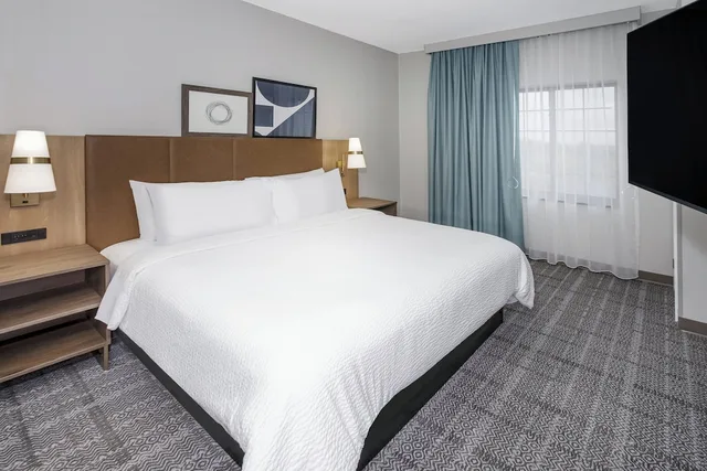 جناح بسرير كينج بغرفة نوم واحدة بمطبخ، Staybridge Suites Williamsville Buffalo by IHG 4/9