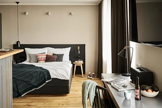 Roof Top, Studio, Queen Bed, Balcony، Bold Hotel Munchen Zentrum 1/2
