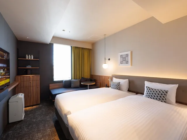 غرفة كومفورت بسريرين منفصلين مع أريكة، Cross Life Hakata Tenjin 1/4