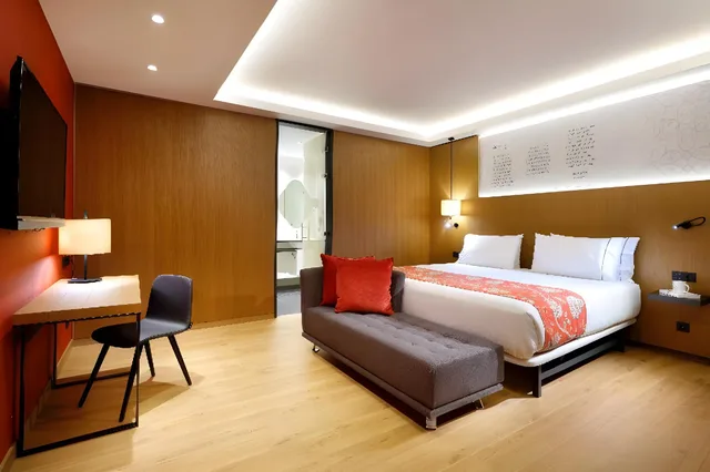 Junior Suite, King Bed, Cathedral View, Sofa، Aurea Catedral 1/3