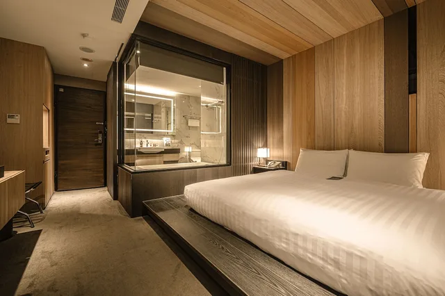 غرفة سوبيريور بسريرين منفصلين بحوض استحمام، Hotel East 3/6
