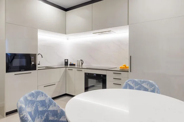 1 Bedroom, City, Suite, Meriton Suites Surfers Paradise 3/7