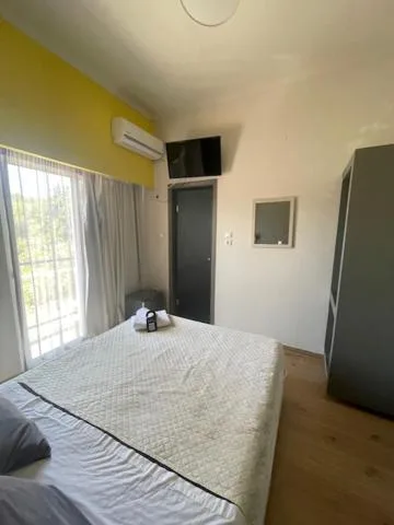 غرفة مفردة بشرفة، City Plus Rhodes Hotel 1/2
