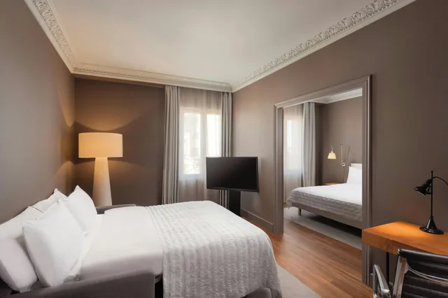 جناح عائلي بغرفة نوم واحدة، Le Meridien Barcelona 1/2