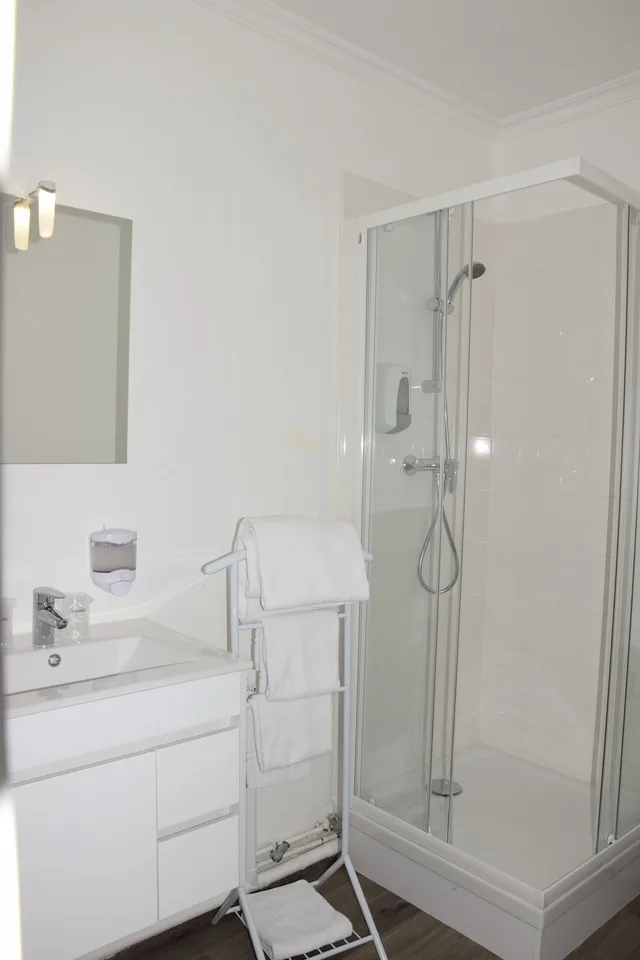 شقة بسريرين مزدوجين، Best Western Hotel du Phare 9/9