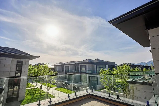 Hotel Indigo Sayram Lake by IHG, Rizhao 1/50