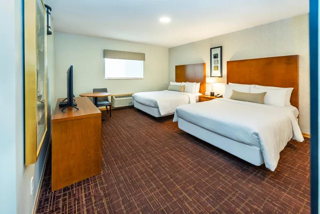 جناح عائلي، Banff Inn 1/6