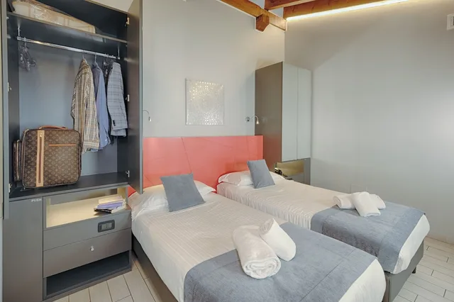 غرفة قياسية بسريرين منفصلين في الملحق، Albergo Fontana 2/7