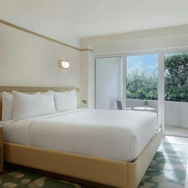 غرفة بسرير مزدوج، Fort Lauderdale Marriott Pompano Beach Resort and Spa 1/3