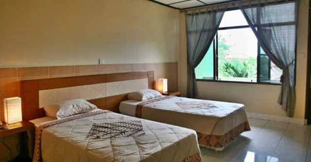 غرفة قياسية بسريرين منفصلين، Villa Puri Royan 1/2
