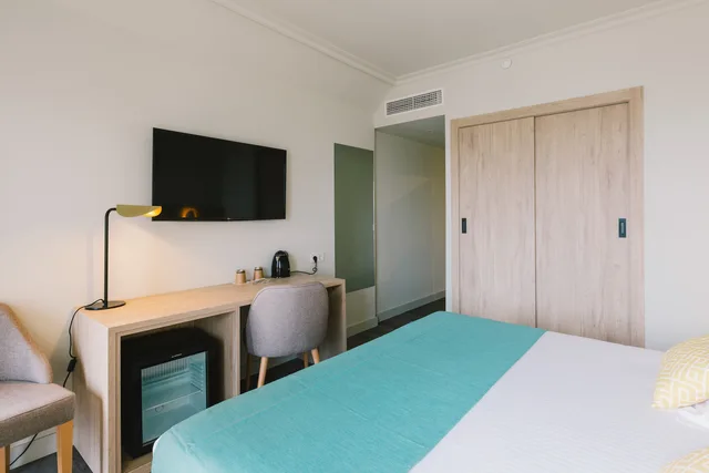 Room, Single, Double Bed, Sea Front, AluaSoul Palma Hotel - Adults only 3/5
