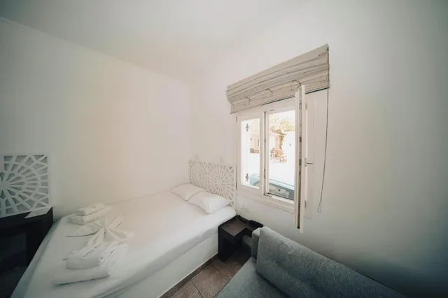 Standard, Double Bed, Village View، Villa Ilias 2/10