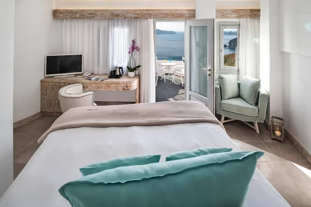 جناح شهر العسل بإطلالة على البحر، Athina Luxury Suites 8/10