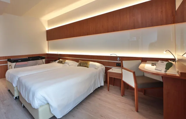 Comfort, Triple, Single Bed, Best Western Hotel Madison 4/8