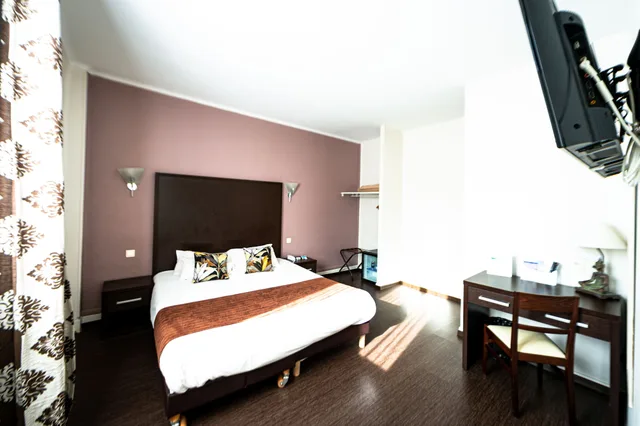 Comfort, Double Bed, Garden View, Inter Hotel Auclair 3/5