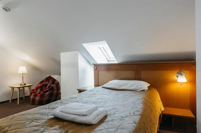 استوديو عائلي بسرير مزدوج مع أريكة، Hotel Tilto 1/2