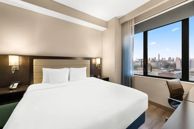 Upgrade, Efficiency, King Bed، Comfort Inn Prospect Park-Brooklyn 1/6