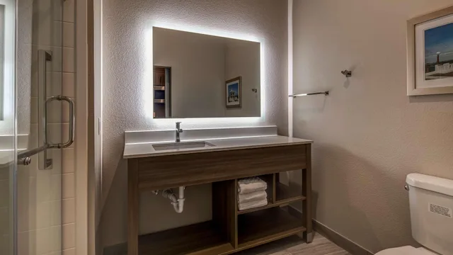 غرفة بسرير كينج، Executive Residency By Best Western Corpus Christi 9/10