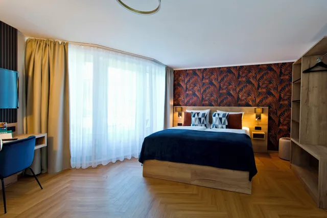 غرفة قياسية بسرير كينج، Atrium Hotel Amadeus 1/5